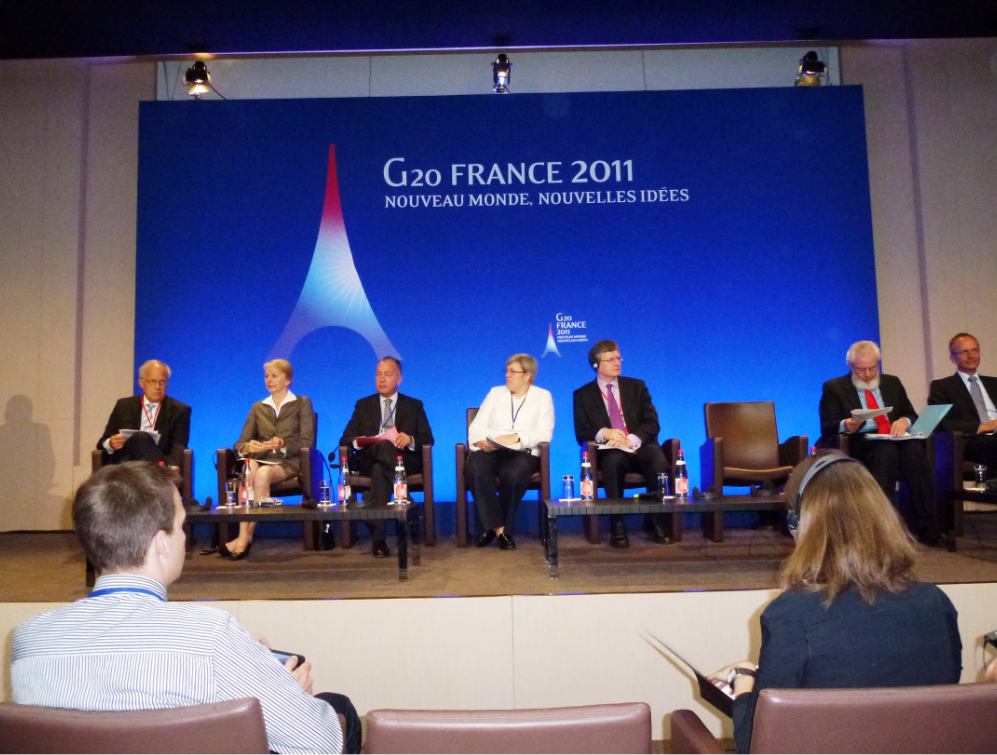 Réunion du G20 à Paris avec le Président de l'OIE, Daniel Funes de Rioja, 2011